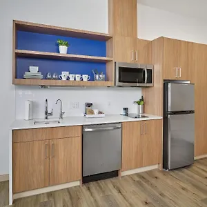 Element West Hotel